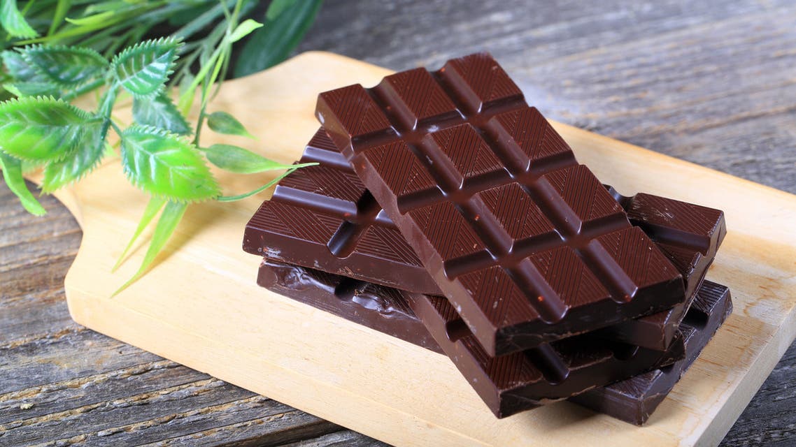 أبرزها الشوكولاتة الداكنة : هذه العناصر الغذائية تحارب الإنفلونزا.. تعرف على هذة العناصر !