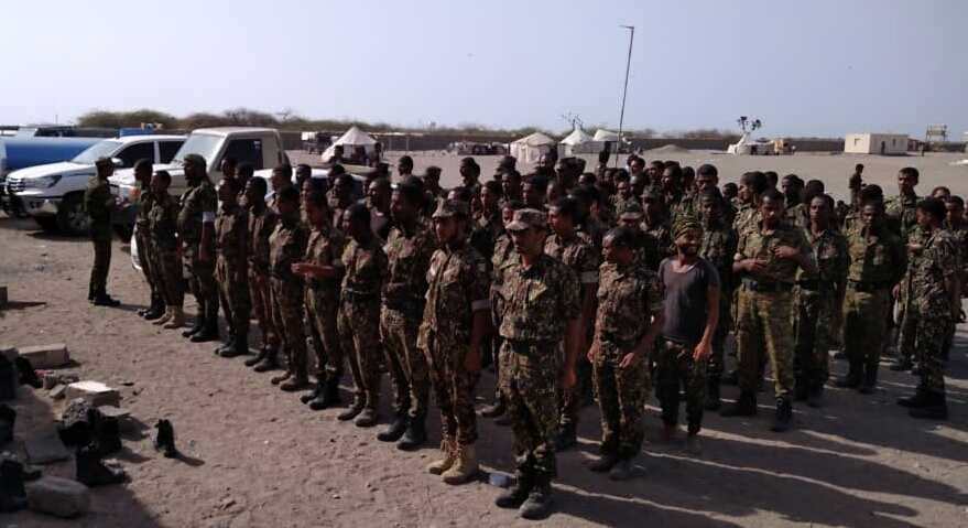 الشرعية تدشين صرف مرتبات الدفعة الثانية بقوات الأمن الخاصة في الحديدة