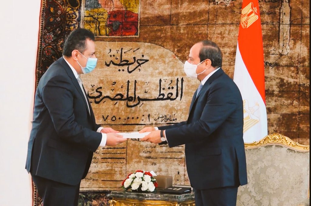 رئيس الوزراء الدكتور معين عبدالملك يكشف تفاصيل لقاءه مع الرئيس المصري عبدالفتاح السيسي (تفاصيل) 