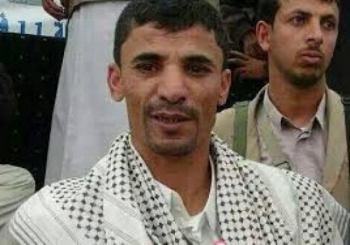 عاجل: " ابو علي الحاكم " يتدخل لوقف اشتباكات عنيفة شرق مطار صنعاء الدولي بين قيادات حوثية بارزة.. شاهد