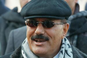 شاهد مستشار أردني يفجر قنبلة من العيار الثقيل ويكشف القاتل الحقيقي للرئيس السابق علي عبد الله صالح