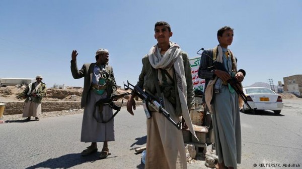 مليشيا الحوثي تتسلط على ملاك كسّارات الحجارة في مناطق سيطرتها وتنهب أموالهم