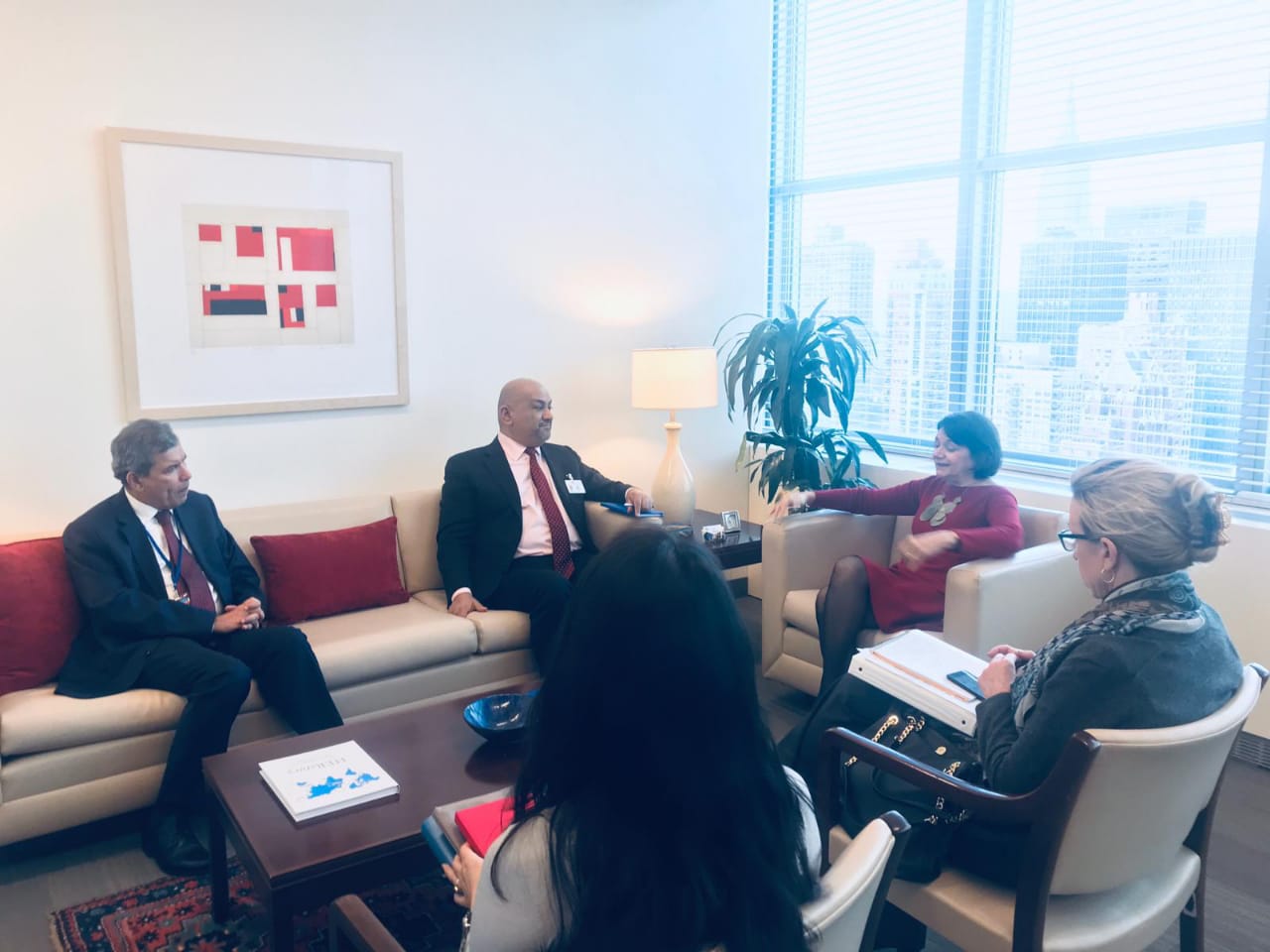 "اليماني" يشدد على أهمية إعلان خطة مزمنة لإعادة الانتشار في الحديدة