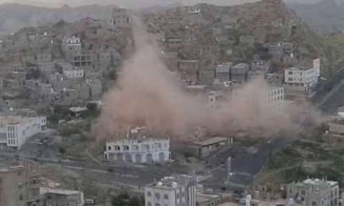تعز : ميليشيا الحوثي تجدد قصفها المدفعي على الأحياء السكنية