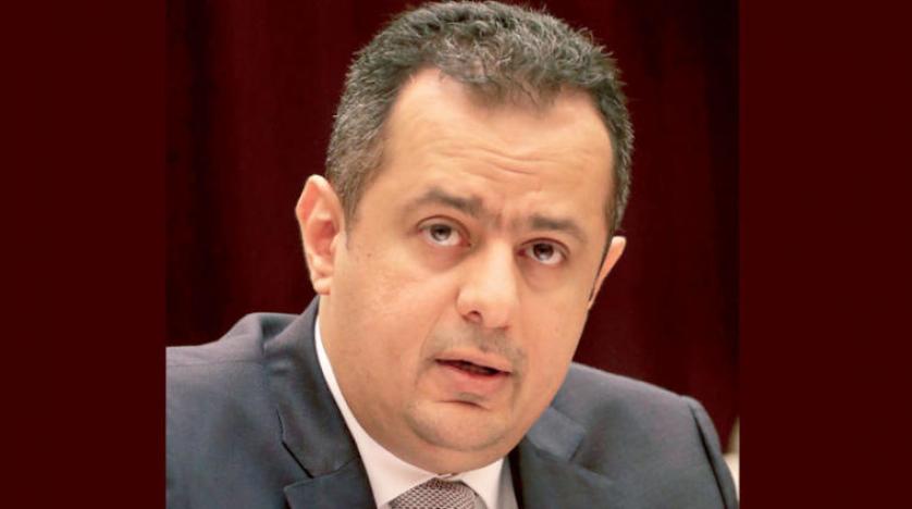 رئيس الوزراء يشدد على ضرورة تحمّل كافة مسؤولي الدولة مسؤولياتهم الملقاة على عاتقهم