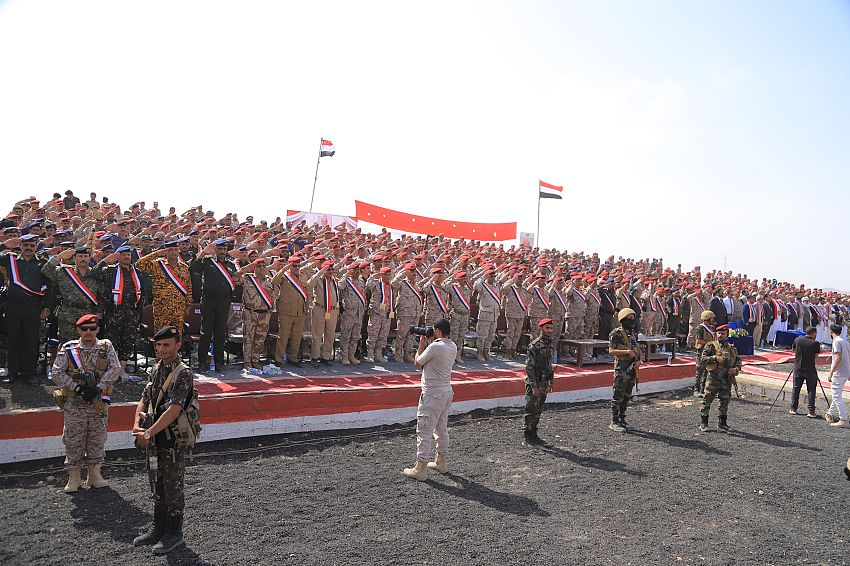 محافظة مأرب تشهد عرضا عسكريا مهيبا احتفاءً بأعياد الثورة اليمنية المجيدة