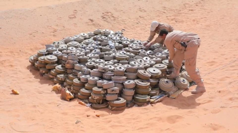 تفجير 3 آلاف لغم حوثي في الساحل الغربي