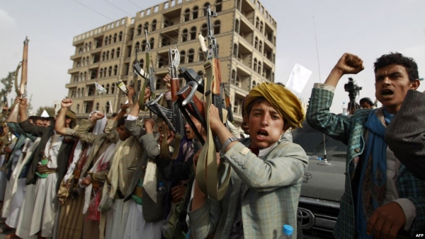 الحوثيون يستعينون بأصحاب السوابق الجنائية لتعويض خسائرهم البشرية