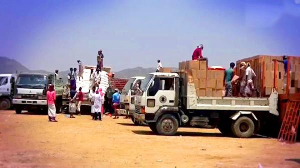 منظمات ووكالات إغاثة تبدأ بنقل أصولها من صنعاء إلى عدن