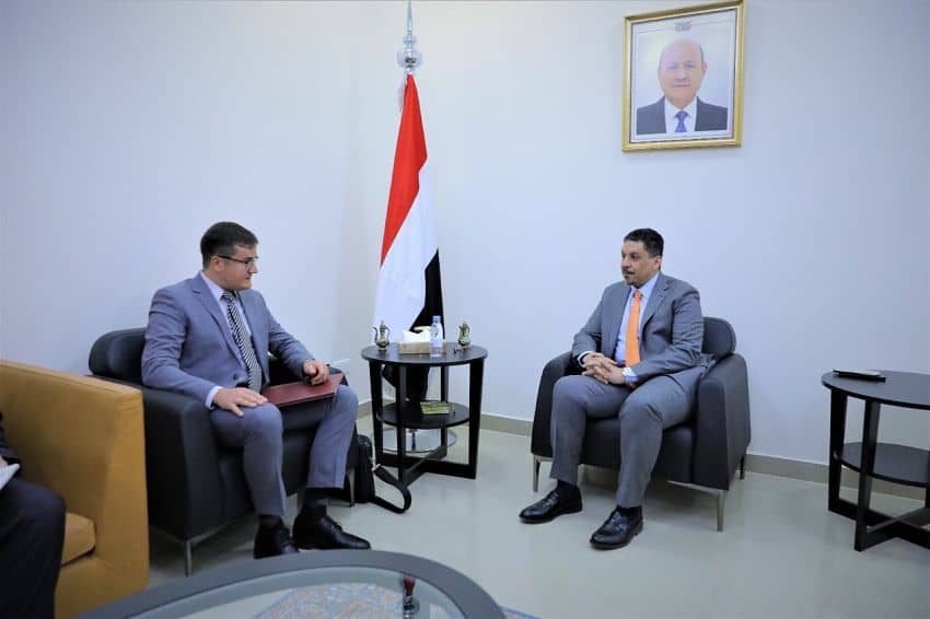 وزير الخارجية يبحث مع القائم بأعمال السفارة الروسية العلاقات الثنائية وتطورات الاوضاع في اليمن
