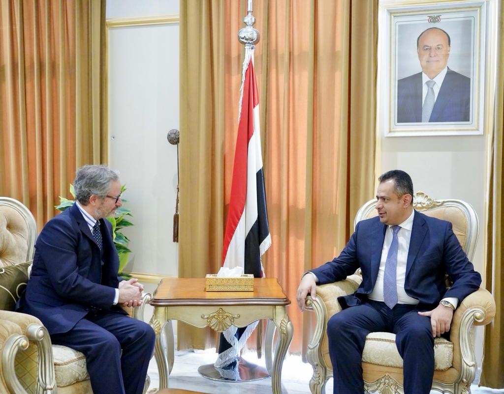 رئيس الوزراء يستقبل رئيس بعثة الاتحاد الأوروبي الجديد لدى اليمن