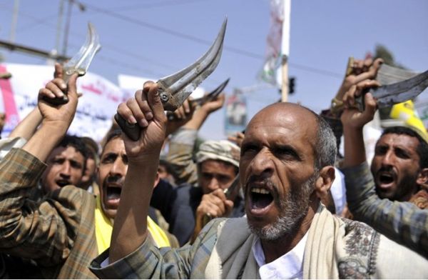 استمرار خروقات الحوثيين في الحديدة.. الجيش يصد هجوماً بالقرب من شارع صنعاء