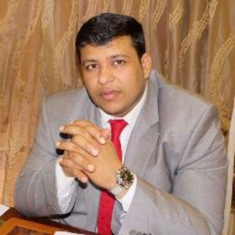 الدكتور العليمي الرئيس هادي بذل جهود كبيرة ولايمكن أن ننسى دور الأمير خالد بن سلمان .