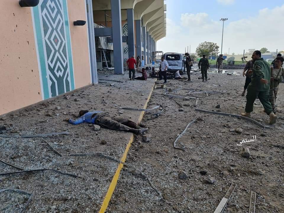 عاجل .. اول تعليق اماراتي على العملية الإرهابية التي استهدفت الحكومة في مطار عدن 