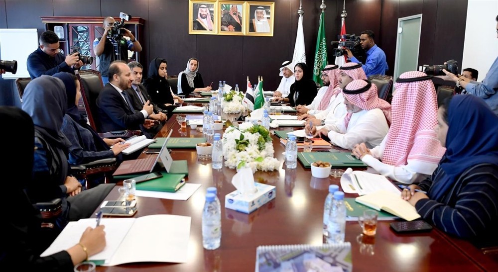 اليمن والسعودية تتباحثان اتفاقية إعادة الإعمار ومشاريع التنمية.. تفاصيل